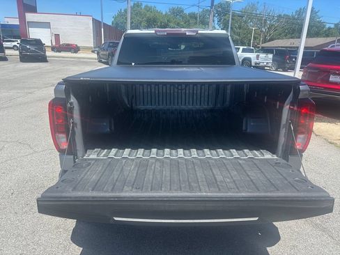 Used 2023 GMC Sierra 1500 Elevation w/ X31 Off-Road Package AWD/4WD image 30