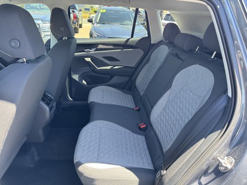 Used 2026 Volkswagen Tiguan S FWD image 32