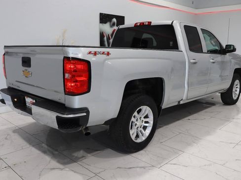 Used 2017 Chevrolet Silverado 1500 LT w/ All Star Edition AWD/4WD image 4