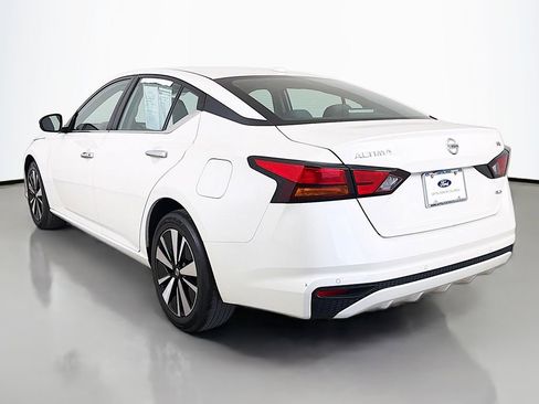 Used 2022 Nissan Altima 2.5 SV AWD/4WD image 6