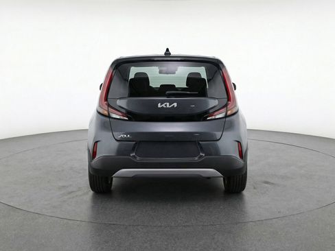 Used 2025 Kia Soul LX w/ LX Technology Package image 7