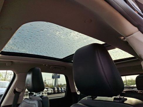 Certified 2023 Lincoln Corsair Reserve w/ Equipment Group 201A image 15