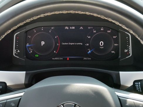 Certified 2023 Volkswagen Atlas Cross Sport SE w/ Panoramic Sunroof Package AWD/4WD image 21