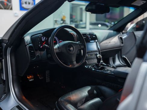 Used 2009 Chevrolet Corvette Z06 w/ Preferred Equipment Group image 30