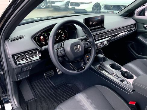 Certified 2025 Honda Civic Sport image 17