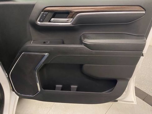 Used 2023 Chevrolet Silverado 1500 LT Trail Boss w/ Protection Package AWD/4WD image 25