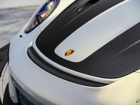 Used 2018 Porsche 911 GT2 RS w/ Weissach Package RWD image 38