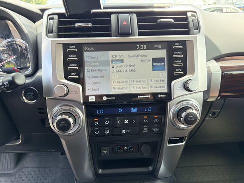 Used 2021 Toyota 4Runner Limited AWD/4WD image 28