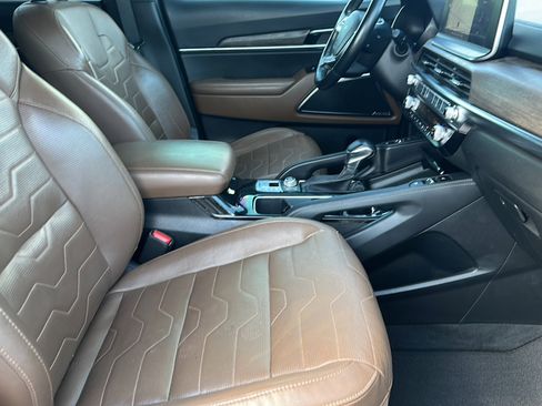 Used 2022 Kia Telluride SX w/ SX Prestige Package image 24