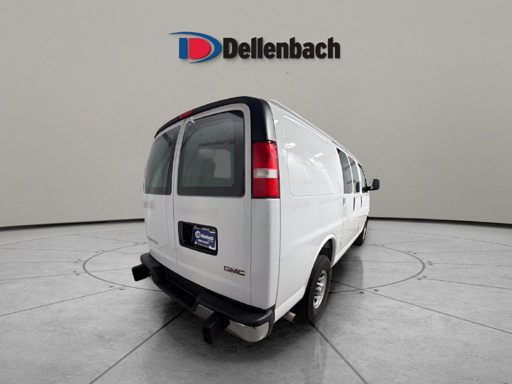 Used 2025 GMC Savana 2500 w/ Driver Convenience Package RWD image 5