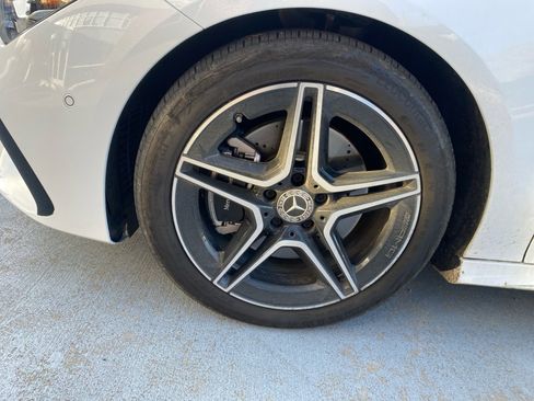 Certified 2025 Mercedes-Benz CLA 250 4MATIC image 27