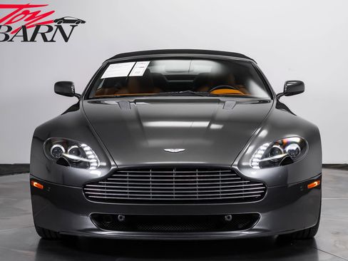 Used 2009 Aston Martin V8 Vantage Roadster RWD image 16