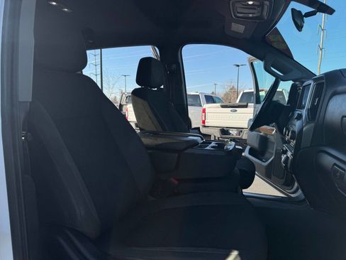 Used 2023 Chevrolet Silverado 2500 LT w/ Convenience Package image 33