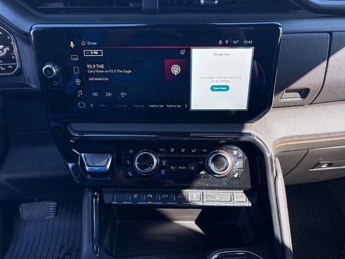 Used 2025 GMC Sierra 2500 AT4 w/ AT4 Premium Plus Package image 20