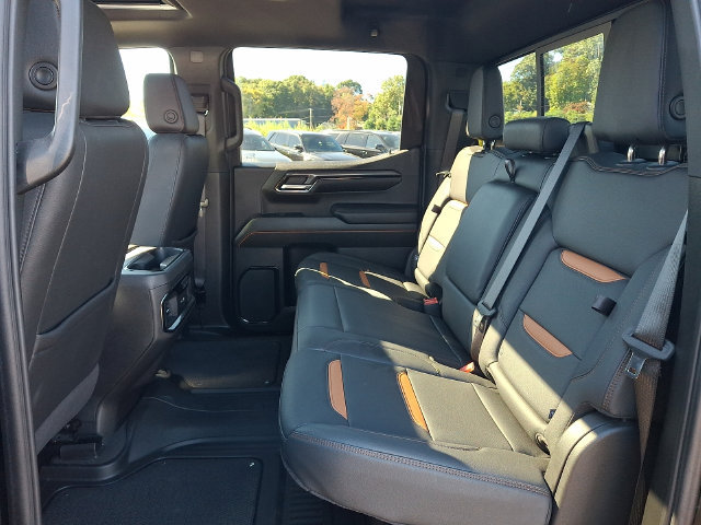 Used 2024 GMC Sierra 1500 AT4 w/ Technology Package AWD/4WD image 21
