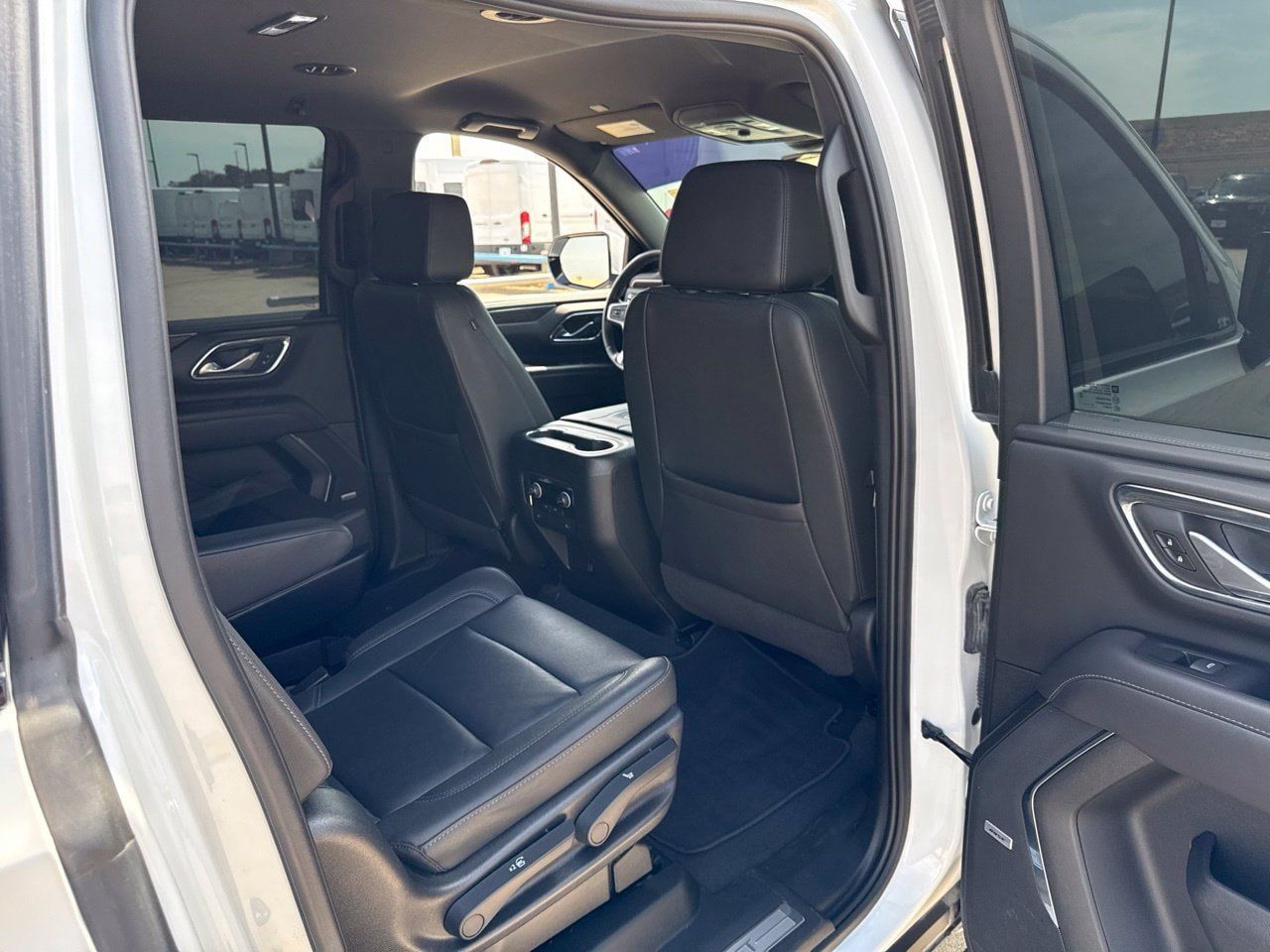 Used 2023 Chevrolet Suburban Z71 AWD/4WD image 13
