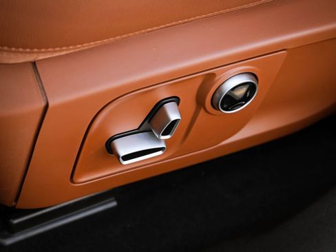 Used 2022 Maserati Levante GT image 19