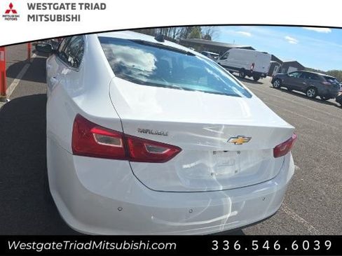 Used 2023 Chevrolet Malibu LS w/ Driver Confidence Package image 5