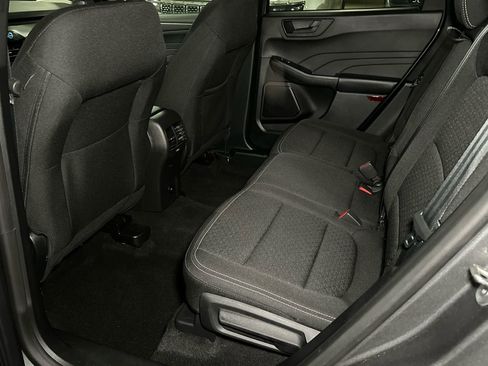 Used 2025 Ford Escape Active AWD/4WD image 11