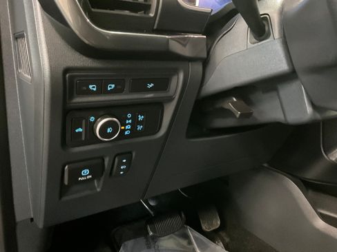 Used 2022 Ford F150 XLT w/ Equipment Group 302A High AWD/4WD image 12
