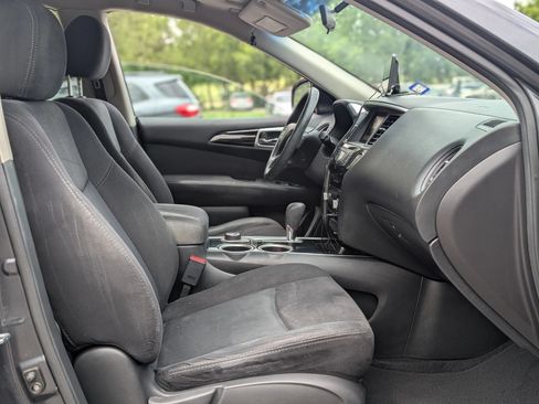 Used 2014 Nissan Pathfinder S AWD/4WD image 21