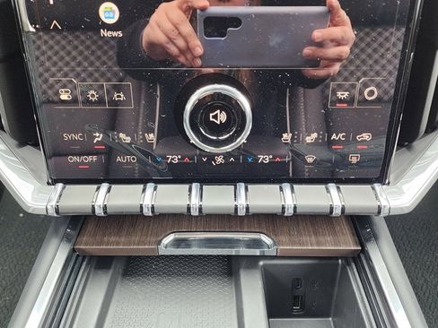 New 2026 GMC Acadia Denali image 32