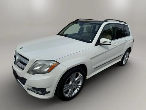 Used 2015 Mercedes-Benz GLK 350 4MATIC image 7