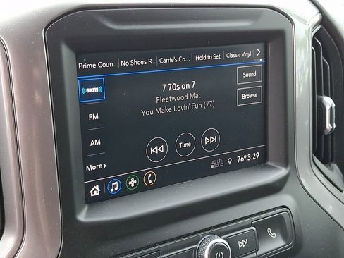 Used 2022 Chevrolet Silverado 1500 Custom AWD/4WD image 16