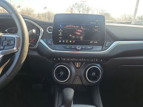 Used 2024 Chevrolet Blazer LT image 10