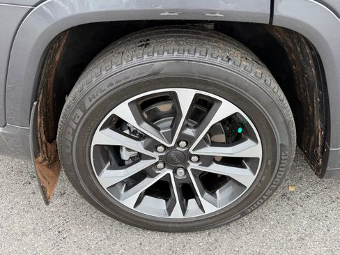 Certified 2023 Jeep Grand Cherokee L Overland image 14