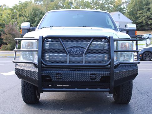 Used 2014 Ford F250 XLT w/ XLT Premium Package image 2