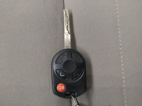 Used 2014 Ford Escape SE FWD image 32