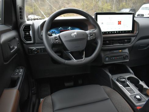 New 2025 Ford Bronco Sport Outer Banks w/ Outer Banks Tech Package+ image 19