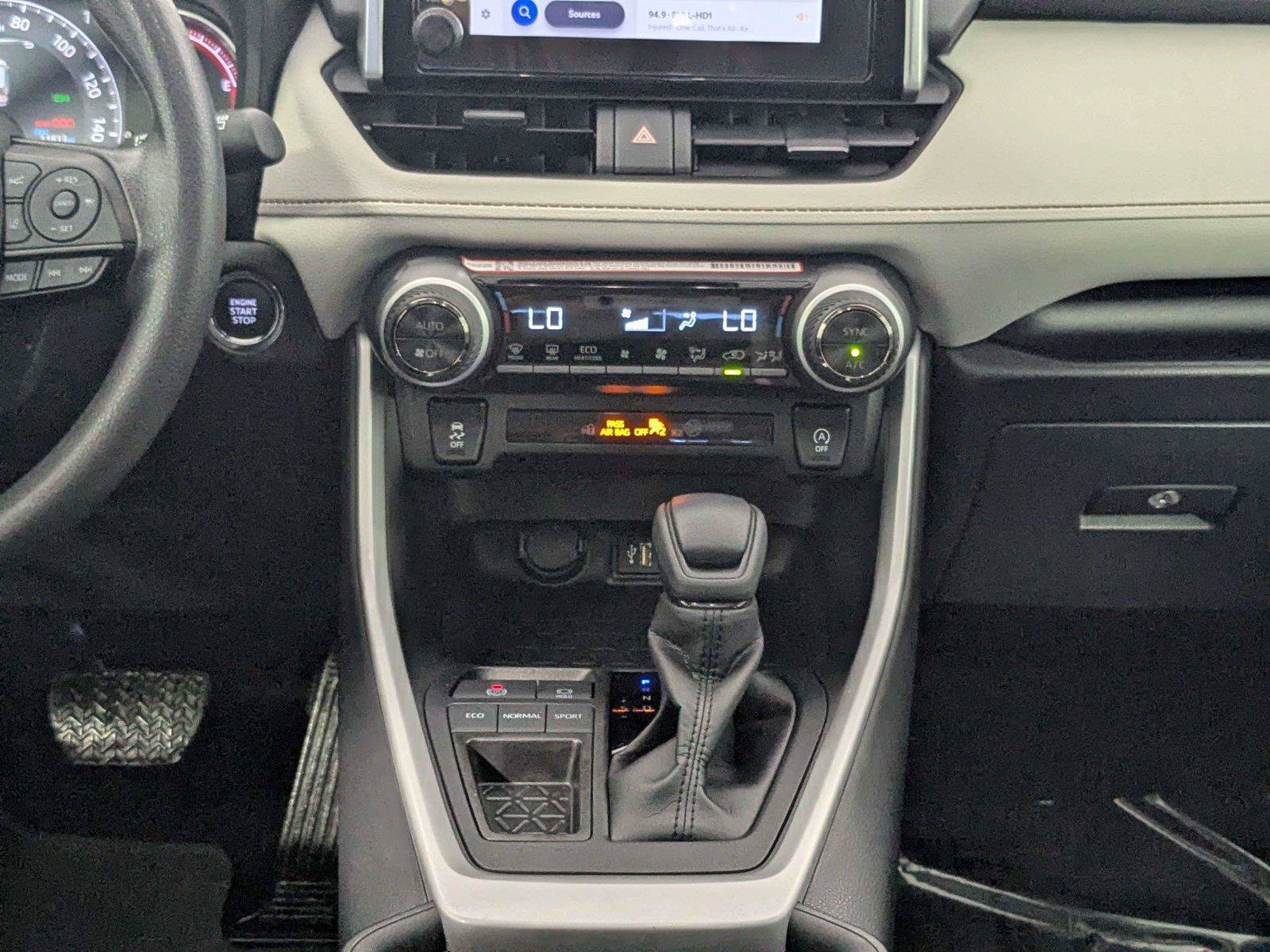 Certified 2025 Toyota RAV4 XLE w/ Convenience Package FWD image 42