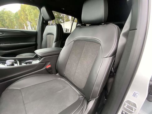 New 2025 Jeep Grand Cherokee L Altitude image 18