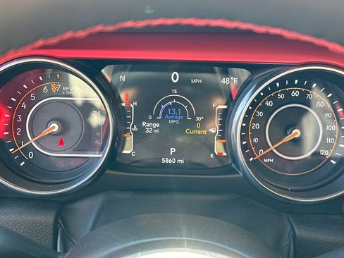 Used 2023 Jeep Wrangler Unlimited Rubicon w/ Cold Weather Group image 26