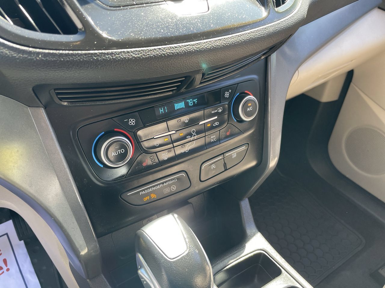 Used 2018 Ford Escape SEL AWD/4WD image 18