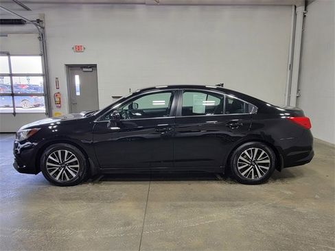 Used 2018 Subaru Legacy 2.5i Premium image 8