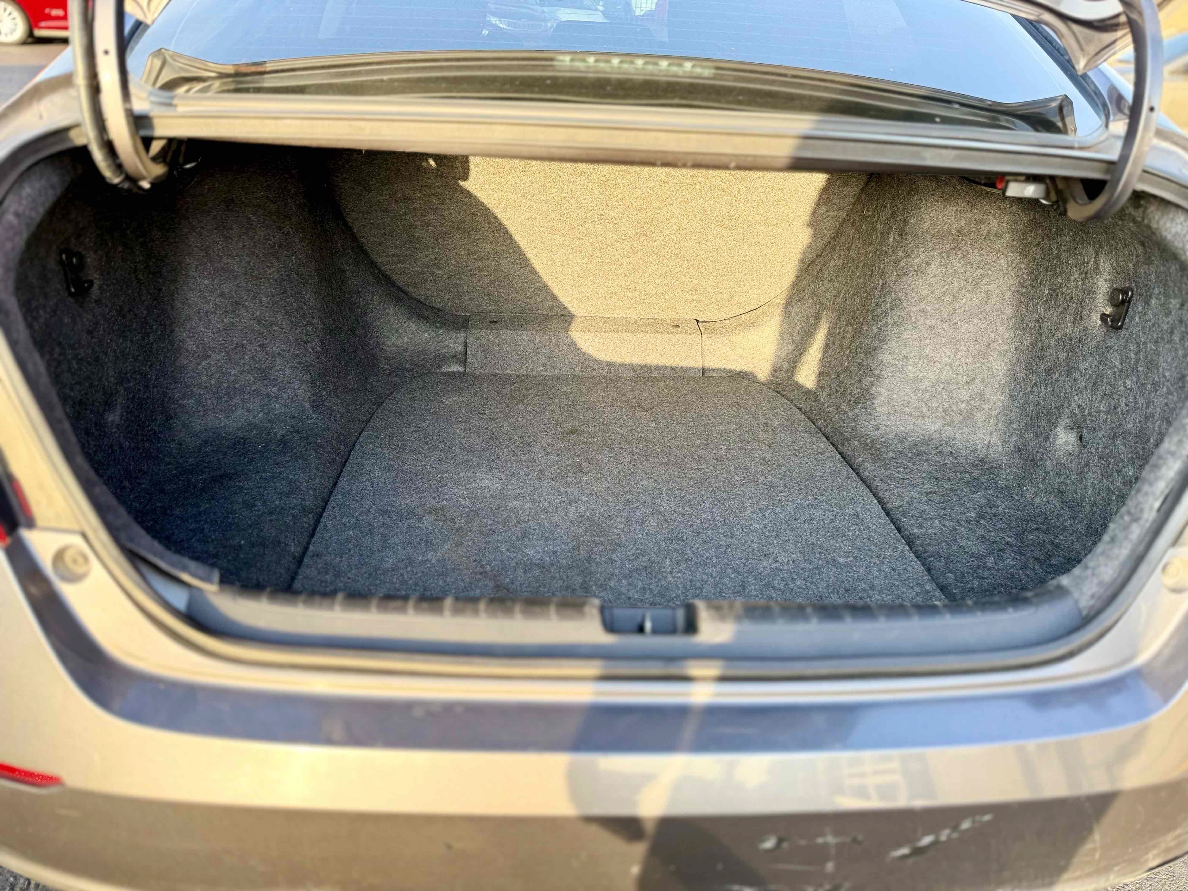 Used 2021 Honda Accord LX image 11