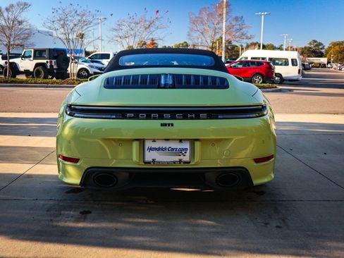 Used 2025 Porsche 911 Carrera image 10