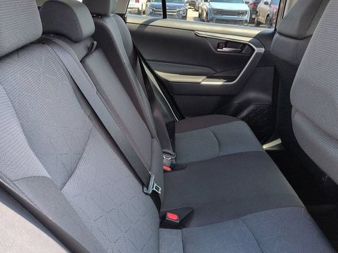 Used 2025 Toyota RAV4 XLE FWD image 8