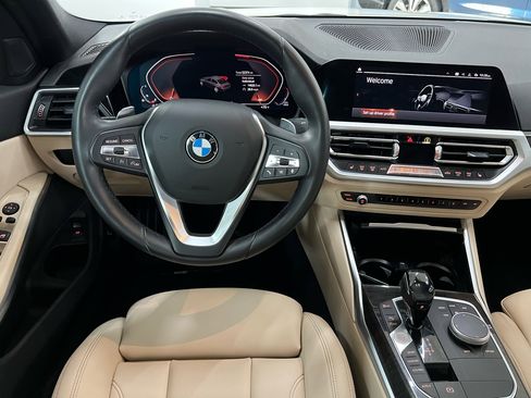 Used 2019 BMW 330i Sedan w/ Convenience Package image 19