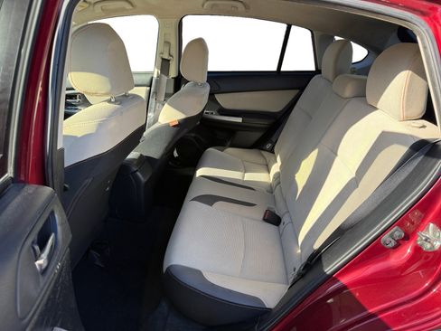 Used 2017 Subaru Crosstrek 2.0i Premium image 16