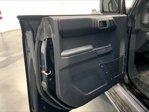 New 2025 Ford Bronco Outer Banks image 10