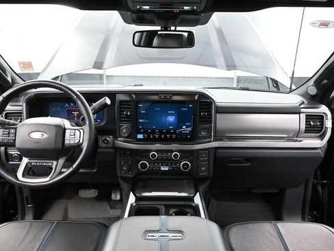 Used 2025 Ford F250 Platinum image 27