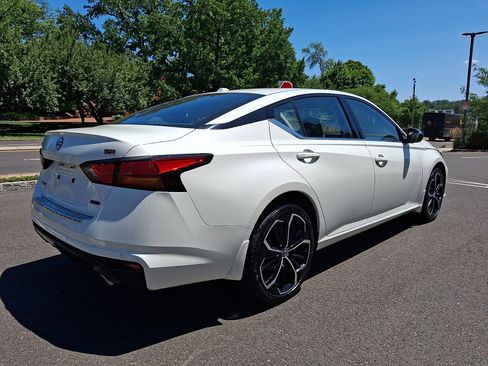Certified 2023 Nissan Altima 2.5 SR AWD/4WD image 6