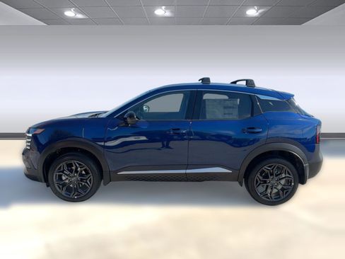 New 2026 Nissan Kicks SR image 2