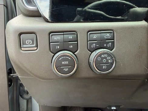 Used 2024 Chevrolet Silverado 2500 LTZ w/ LTZ Plus Package AWD/4WD image 19