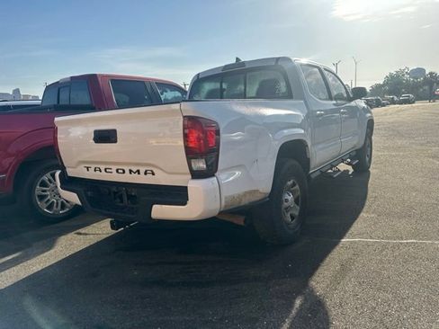 Used 2018 Toyota Tacoma SR w/ SR Convenience Package RWD image 4