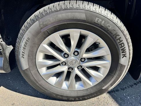 Used 2016 Lexus GX 460 w/ Premium Package AWD/4WD image 10